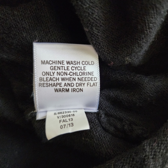 3 Sweaters XL - Picture 15 of 15